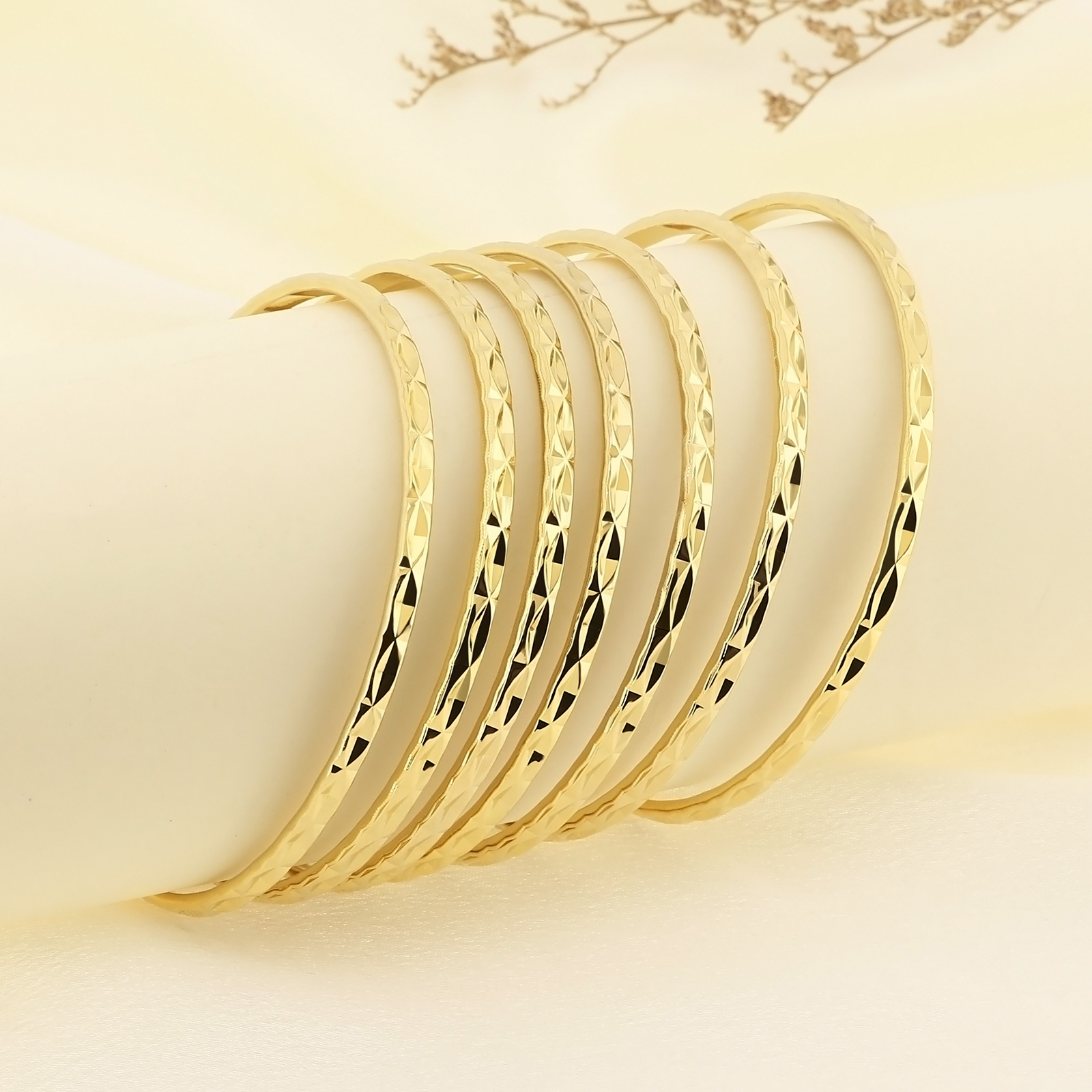 Brazalete con forma apilada de - Event Z reseña y precio
